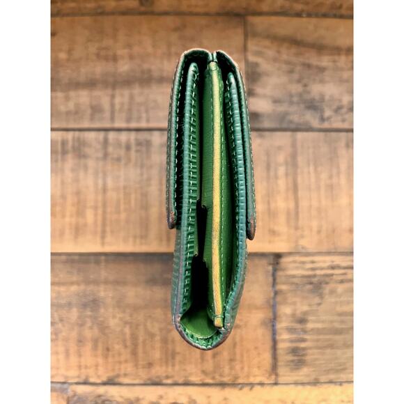 LOUIS VUITTON Green Epi Leather Small Compact Wallet - Picture 3 of 13